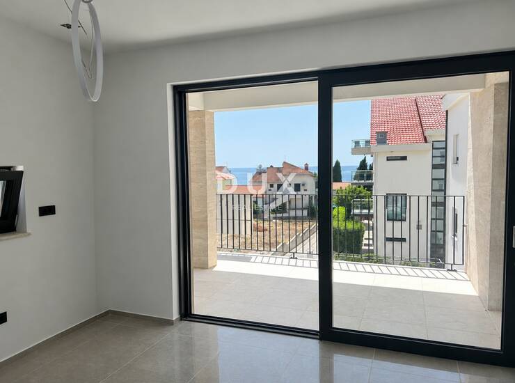 Rogoznica, Zečevo, 4-sobni stan, 125,70 m2, 100 m od mora — fotografija 5