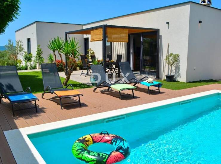Biograd, Sveti Filip i Jakov, stan, 110,42 m2, vrt, bazen