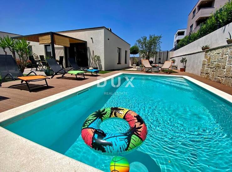 Biograd, Sveti Filip i Jakov, stan, 110,42 m2, vrt, bazen — fotografija 2
