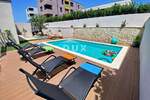Biograd, Sveti Filip i Jakov, stan, 110,42 m2, vrt, bazen — fotografija 3
