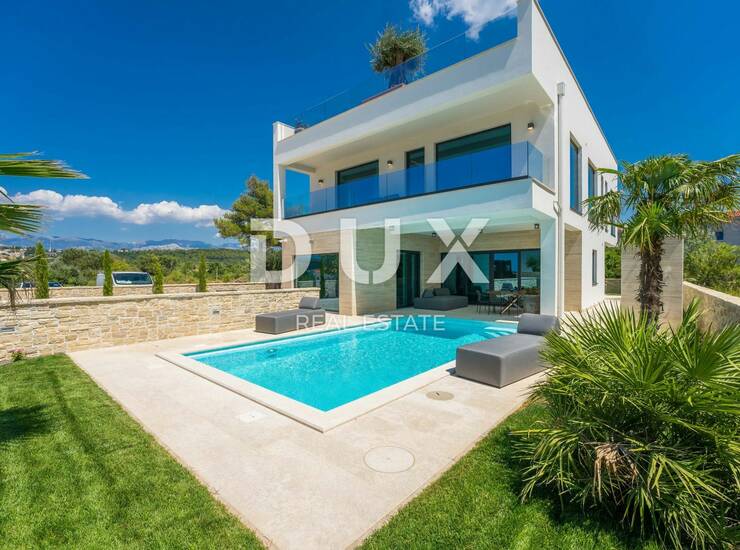 Zadar, Ljubač, kuća, 330 m2, 40 m do mora