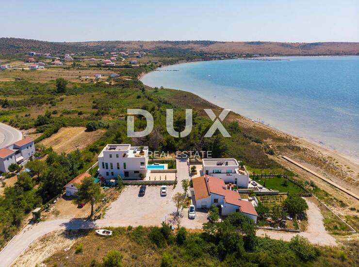 Zadar, Ljubač, kuća, 330 m2, 40 m do mora — fotografija 3