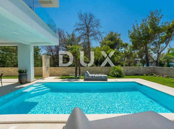 Zadar, Ljubač, kuća, 330 m2, 40 m do mora — fotografija 6