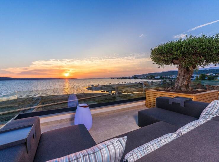 Zadar, Ljubač, kuća, 316 m2, 20 m do mora — fotografija 2
