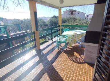 Kuća Podglavica, Rogoznica 360m² - 300.000 € | SveHrNekretnine