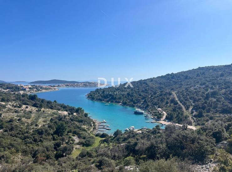 ROGOZNICA, KANICA - Građevinsko zemljište s projektom i pogledom na more — fotografija 5