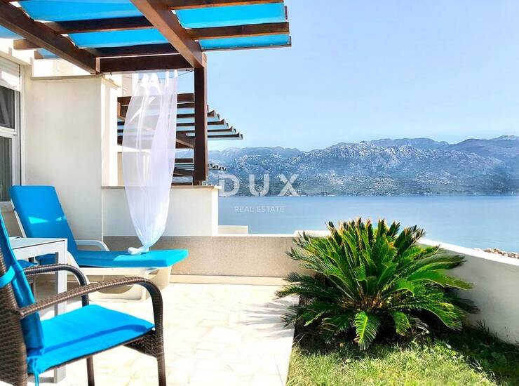 Ražanac, 1. red do mora, zgrada sa 6 apartmana, 400 m²