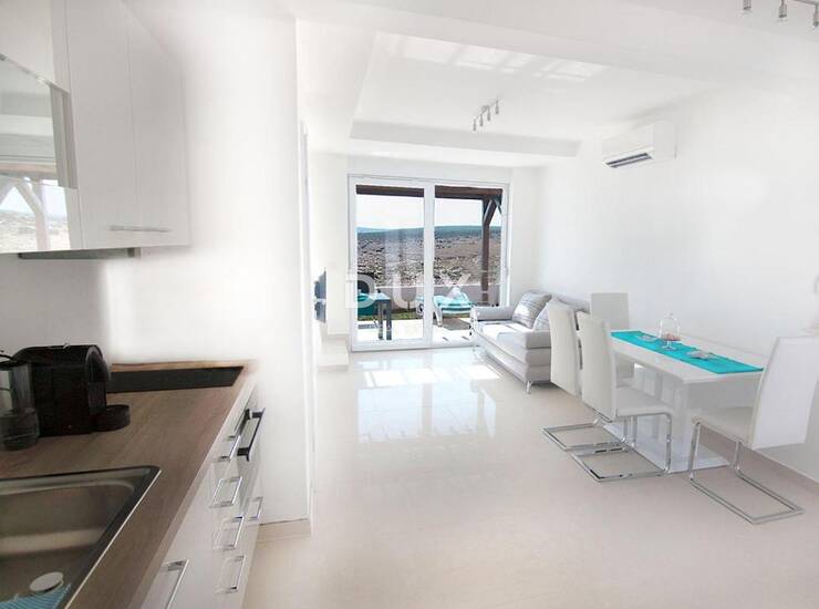 Ražanac, 1. red do mora, zgrada sa 6 apartmana, 400 m² — fotografija 5