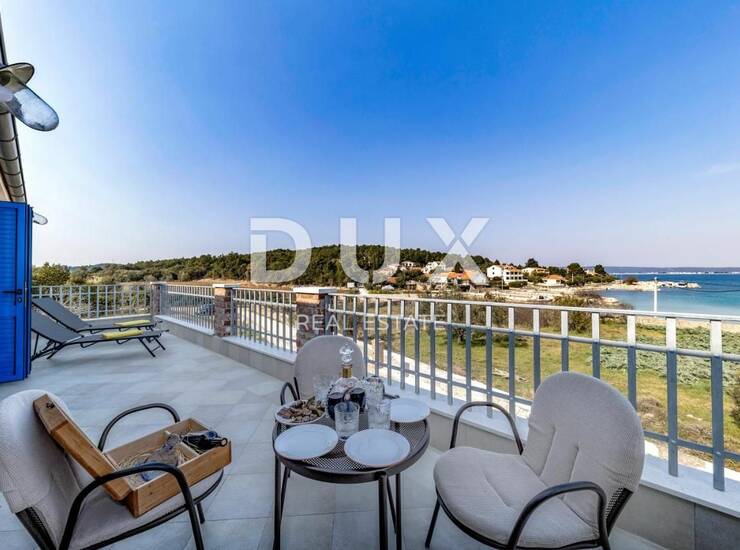 OTOK PAŠMAN, ŽDRELAC - Luksuzna kamena vila s bazenom pokraj mora — fotografija 2