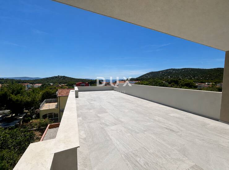 Tribunj, Sovlje, 3-soban stan, 110,79 m², krovna terasa