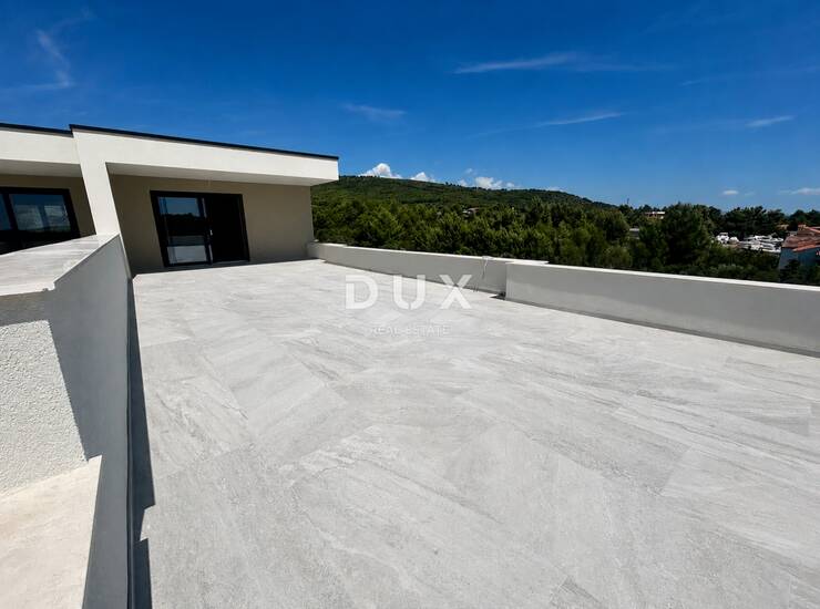 Tribunj, Sovlje, 3-soban stan, 110,79 m², krovna terasa — fotografija 4