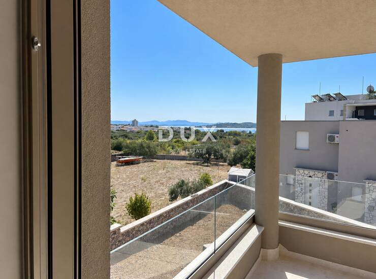 Dalmacija, Tribunj, 4-sobni stan, 100,51 m2, 1. kat — fotografija 2