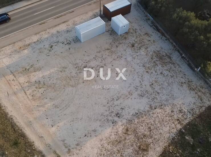 ZADAR, MURVICA - Zemljište uz cestu na top lokaciji za najam! — fotografija 6