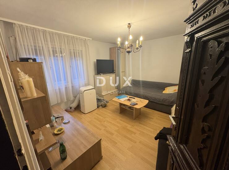 ZAGREB, DONJA DUBRAVA - Kuća za adaptaciju s velikim investicijskim potencijal — fotografija 6