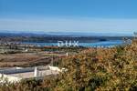 ZADAR, PODVRŠJE - Zemljište s pogledom na more u mirnom okruženju!
