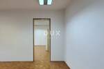 ZAGREB, MAKSIMIR - Uredski prostor 190 m², poslovna zgrada s liftom, blizina K