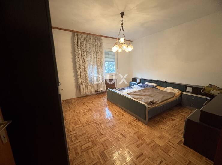 ZAGREB, DONJA DUBRAVA - Kuća s velikim investicijskim potencijalom  — fotografija 4