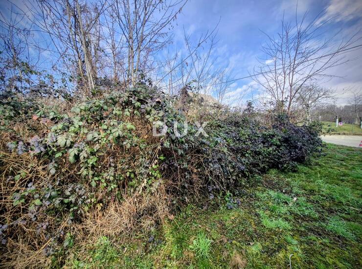 ZAGREB, KUSTOŠIJA - građevinsko zemljište 583m2, prilika za investiciju! — fotografija 5