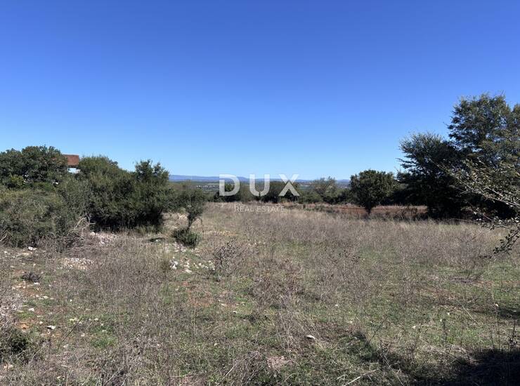 BIOGRAD, RAŠTANE - Prostrano građevinsko zemljište 5645 m2 — fotografija 5