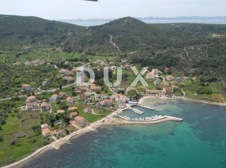 PAŠMAN, BANJ - Građevinsko zemljište 863 m2