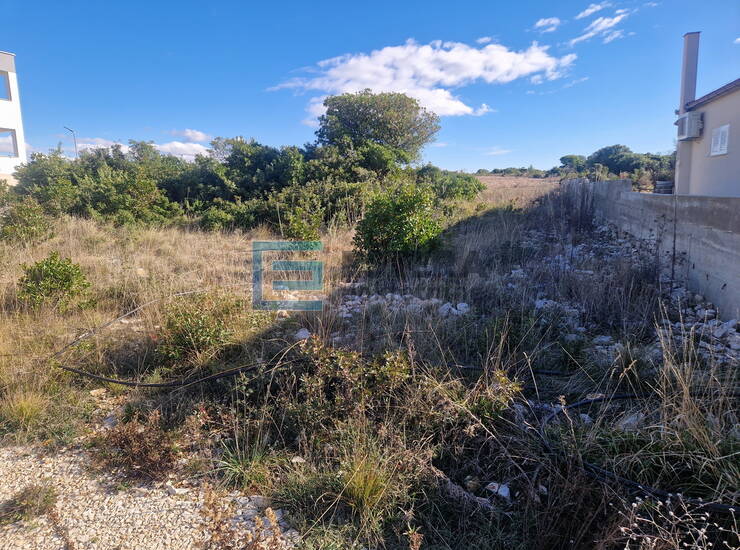 Građevinsko zemljište 634 m2 PRODAJA Donje Raštane