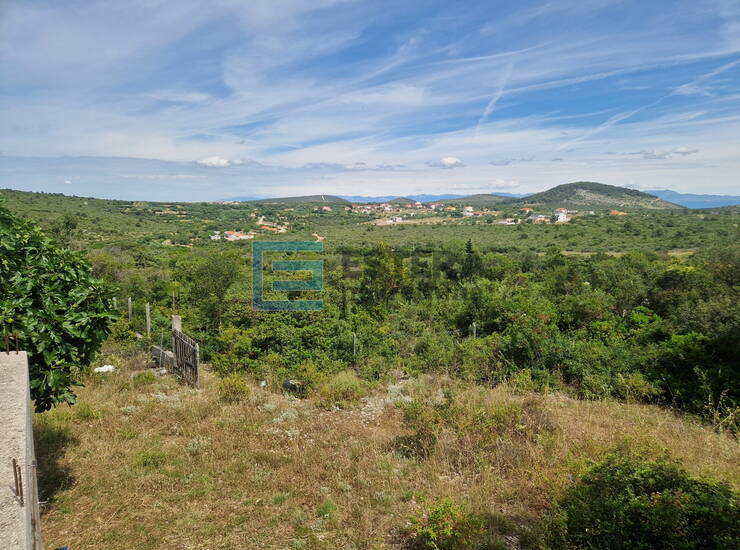Kuća 247 m2 PRODAJA Donje Raštane velika okućnica (2778 m2), prizemnica, 3s