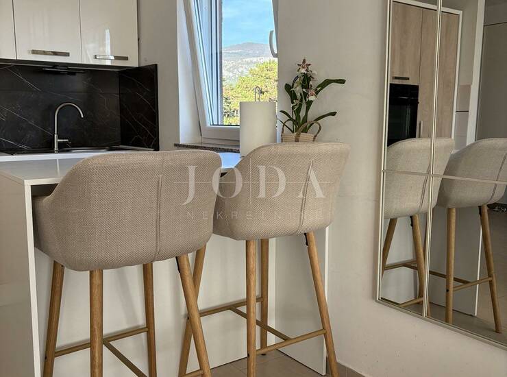 Crikvenica- Dvije stambene jedinice  — fotografija 6