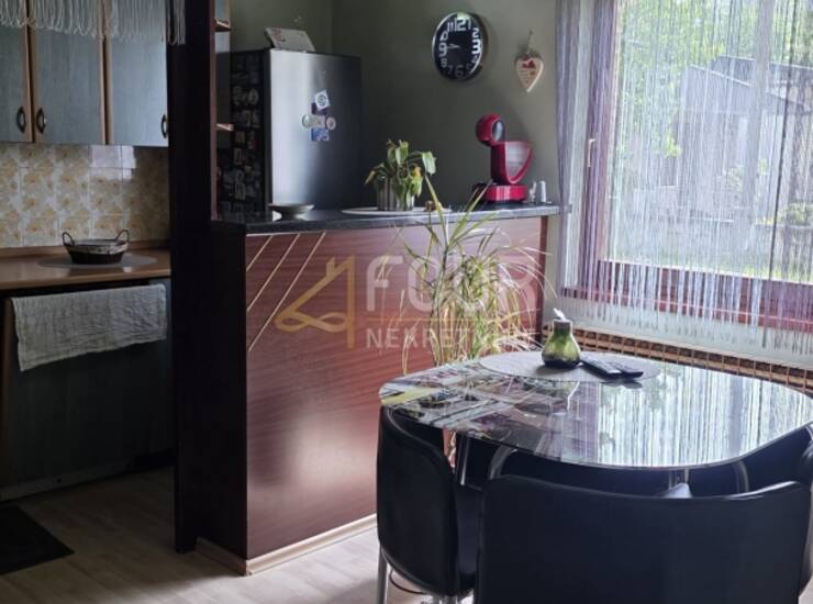 Zagreb - Lučko, 2 kuće na imanju + pom. objekt, velika okućnica — fotografija 3