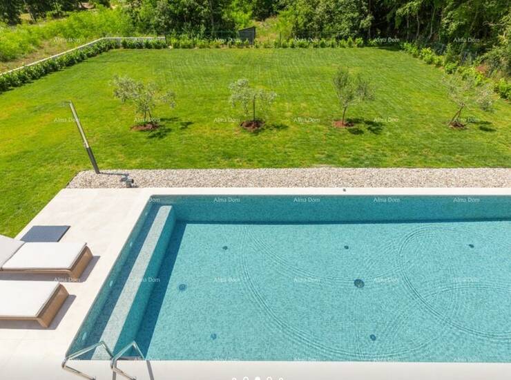 Prodaje se luksuzna vila u Labinu sa bazenom! Kuća ima 3 spavaćih soba i ... — fotografija 9