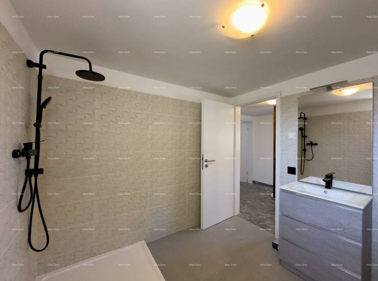 Prodajemo renoviranu Istarsku kamenu kuću u okolici Žminja!

Kuća se pro... — fotografija 5