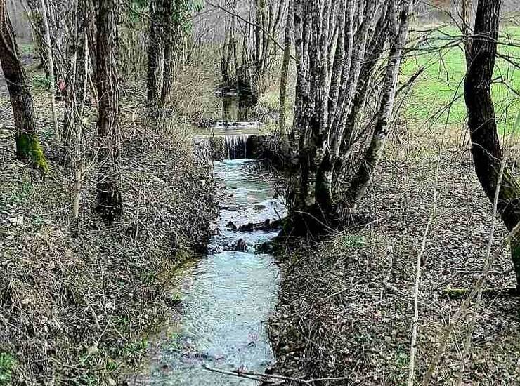 Veliko imanje s potencijalom – Pazin, srce Istre

Na prodaju je prostrano...