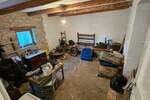 Prodaje se tradicionalna kamena kuća u nizu ukupne površine 160 m², smje... — fotografija 9