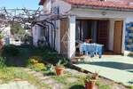 Istra, Pula, kuća sa stanom, garažom i vrtom