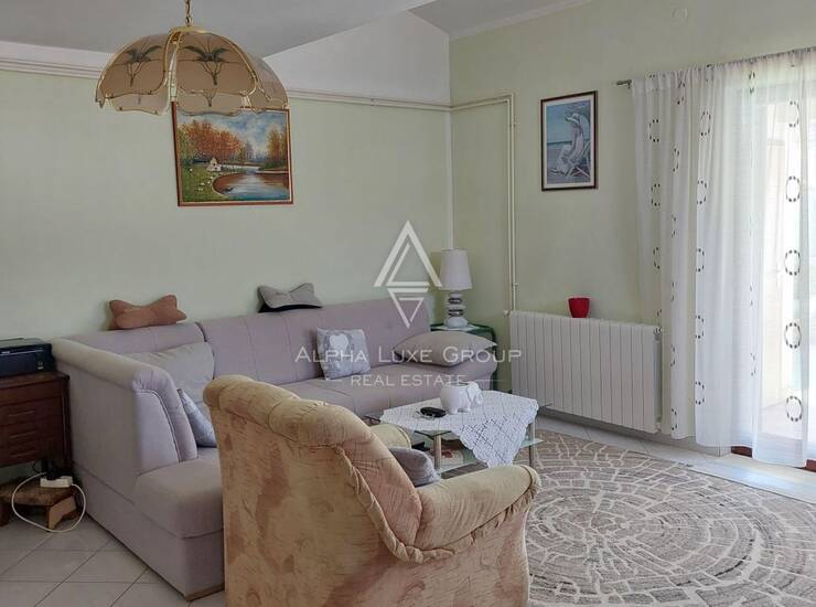 Istra, Pula, kuća sa stanom, garažom i vrtom — fotografija 4