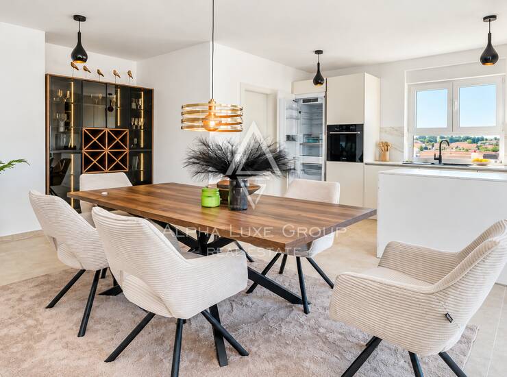 Istra, Poreč, luksuzni penthouse s dvije terase — fotografija 3
