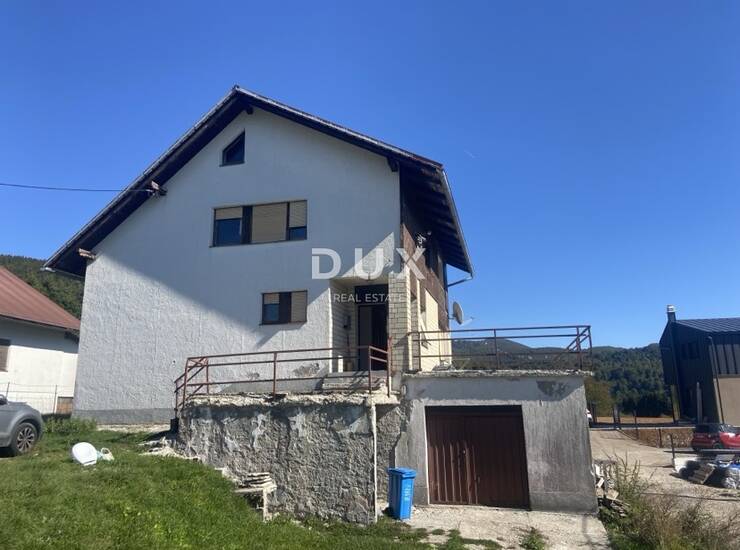 Gorski kotar, Mrkopalj, kuća 350 m2, 1100 m2 okućnica