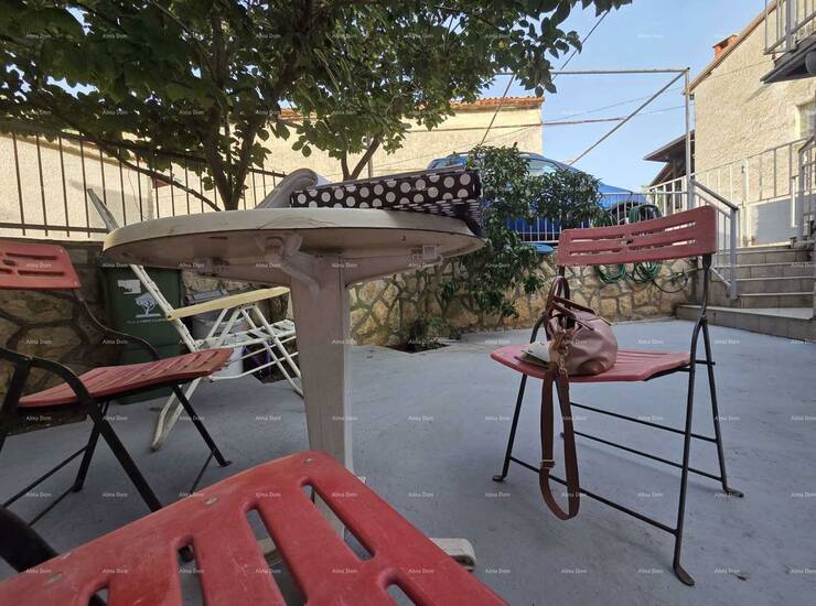 Prodaje se  kuća u Ližnjanu ukupne stambene površine 168 m², raspoređe... — fotografija 4