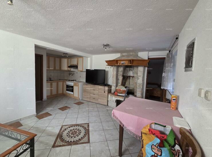 Prodaje se  kuća u Ližnjanu ukupne stambene površine 168 m², raspoređe... — fotografija 8