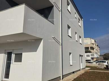 Kuća, Medulin 400m² - 875.000 € | SveHrNekretnine