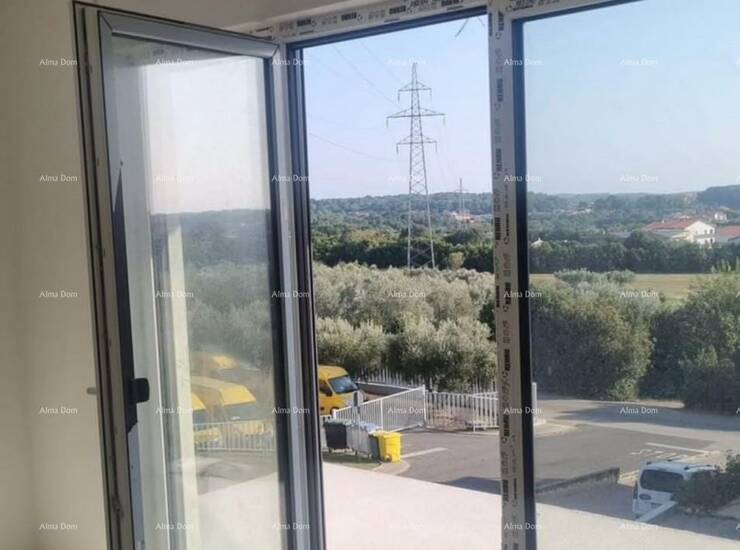 Prodajemo stan u prizemlju  zgrade i izgradnji na mirnoj lokaciji.
Zgrada i... — fotografija 3