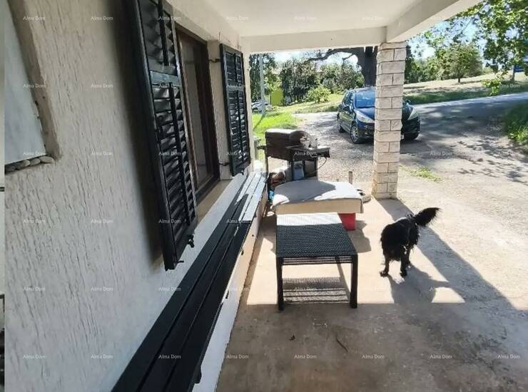 Prodaje se kuća na atraktivnoj lokaciji Crveni Vrh, u blizini Umaga, koja ... — fotografija 2