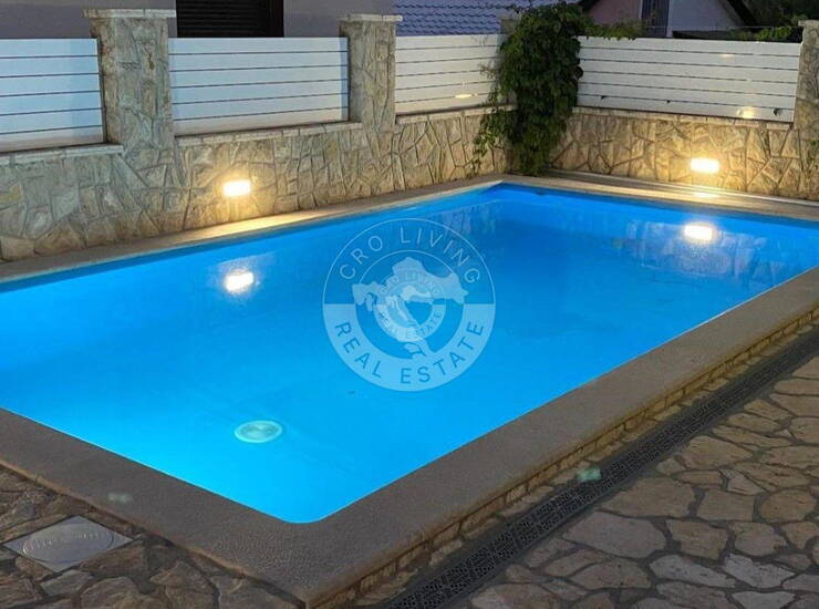 Bribir, Samostojeća kuća sa bazenom, 110m2 — fotografija 6