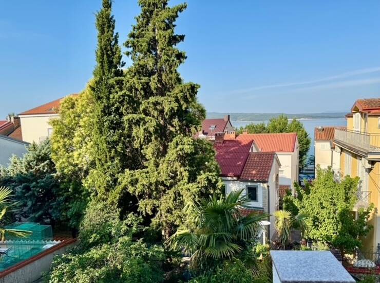 Crikvenica 80m2 centar ,bliu obale — fotografija 3