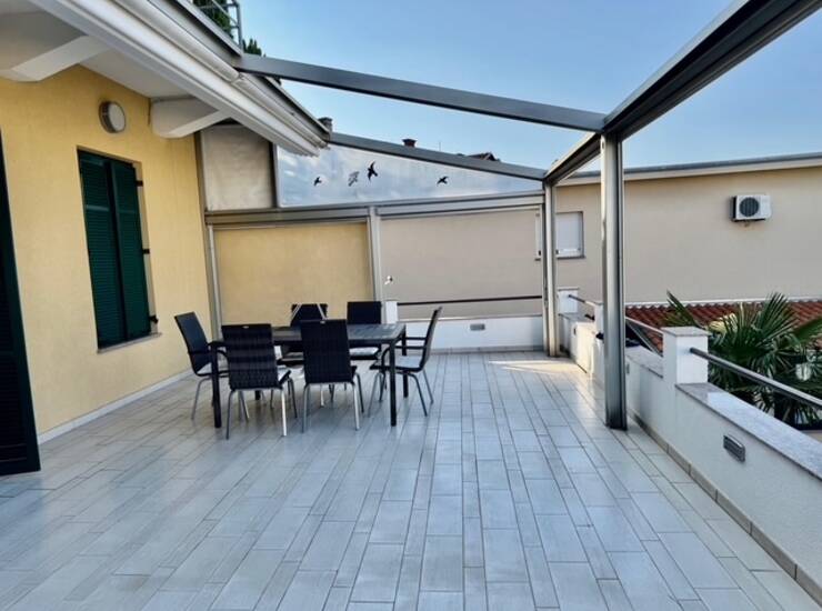 Crikvenica 80m2 centar ,bliu obale — fotografija 4