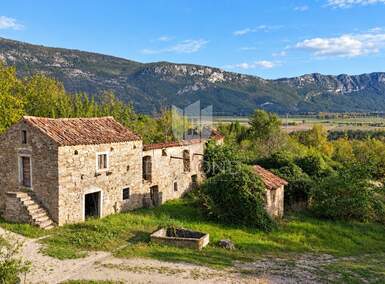 Kuća, Labin 170m² - 83.000 € | SveHrNekretnine