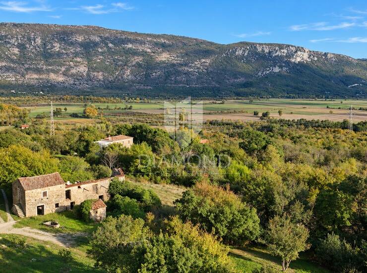 Istra, Labin, okolica, autohtona istarska kuća za adaptaciju — fotografija 6
