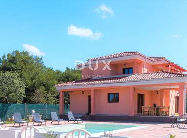 Kuća Bilice, Šibenik 171m² - 900.000 € | SveHrNekretnine