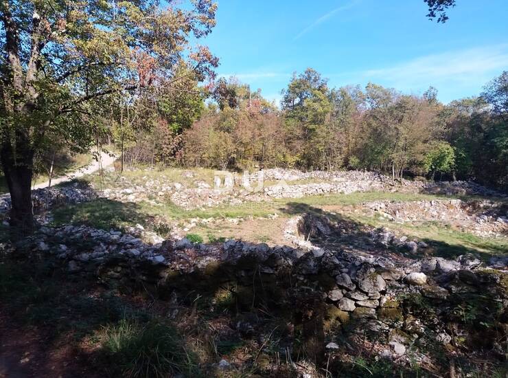 Kastav, Spinčići, poljoprivredno zemljište, 2130m2