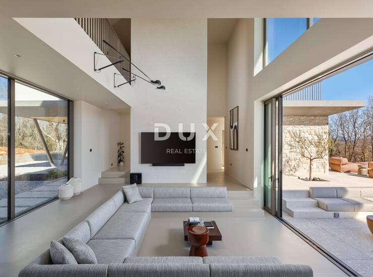 Istra, Motovun, vila, 350 m², bazen 54 m² — fotografija 2