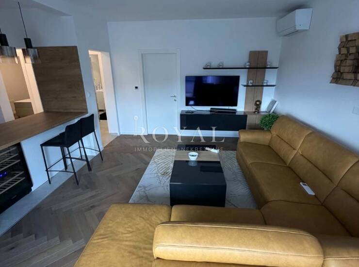 KASTAV, RUBEŠI - Stan 2S+DB, dva parkirna mjesta, novogradnja — fotografija 2